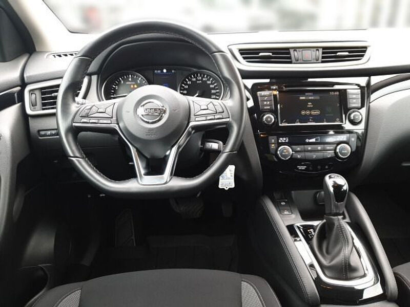 Nissan Qashqai 160PS Automatik Acenta / +Winterräder