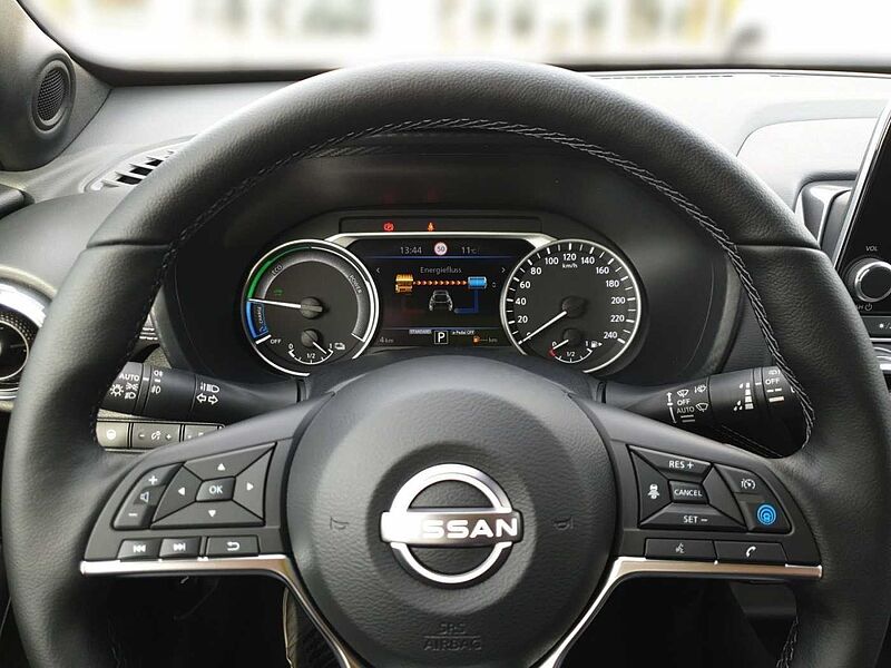 Nissan Juke Hybrid Tekna / Navi / BOSE-Personal